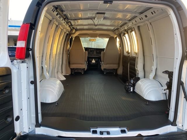 2026 Chevrolet Express Cargo WT