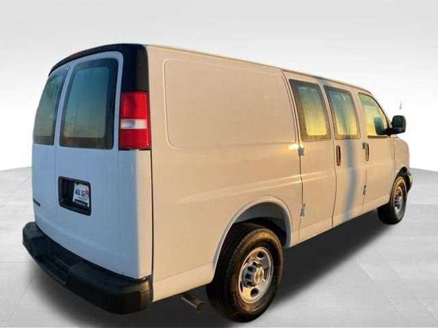 2026 Chevrolet Express Cargo WT