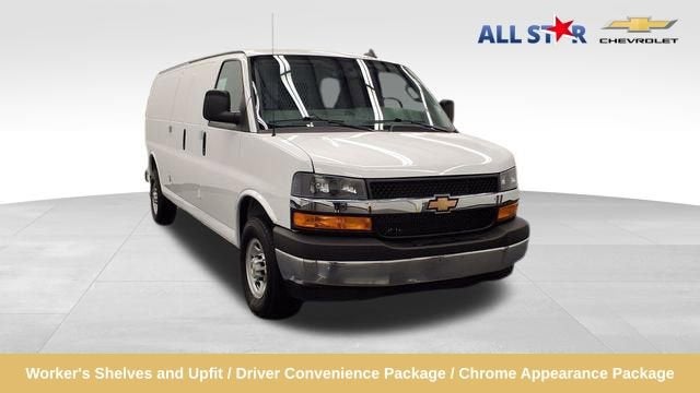 2025 Chevrolet Express Cargo 3500 WT