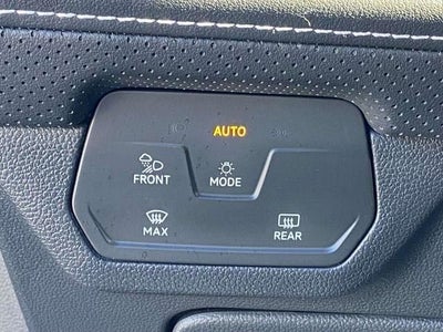 2024 Volkswagen Atlas Cross Sport 2.0T SEL R-Line