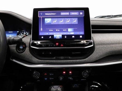 2023 Jeep Compass Latitude Lux