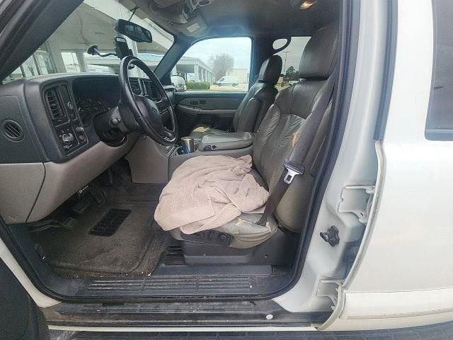 2002 Chevrolet Suburban LT