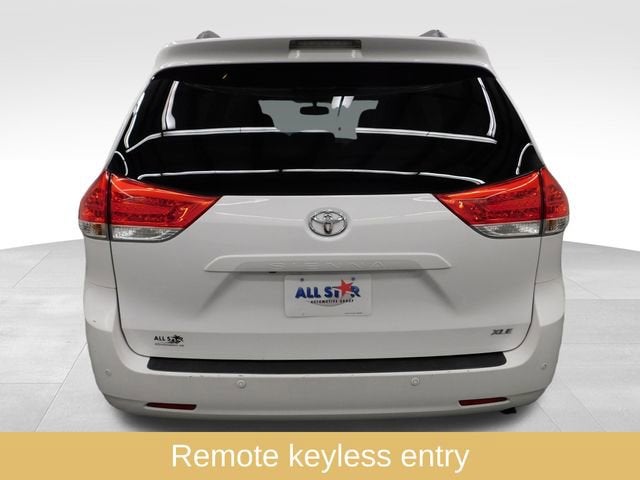 2014 Toyota Sienna XLE