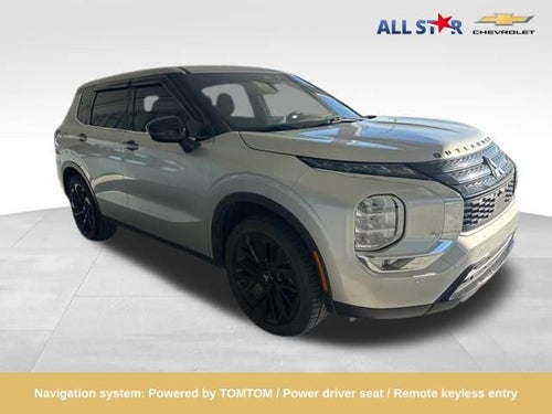 2022 Mitsubishi Outlander SE