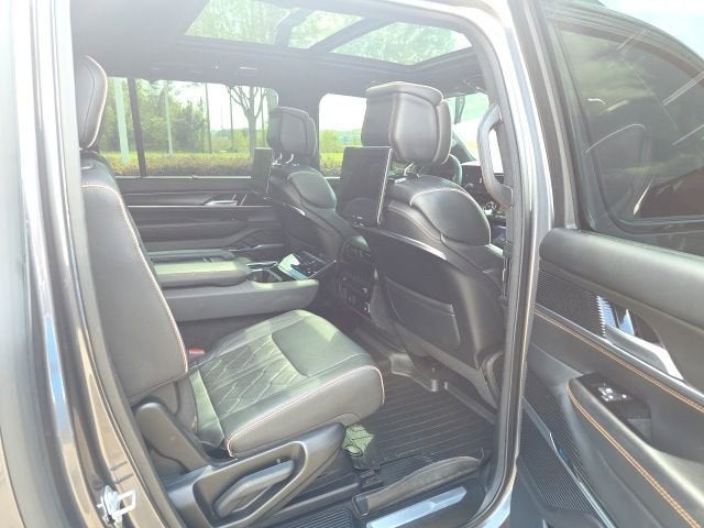 2024 Jeep Grand Wagoneer L Series III Obsidian