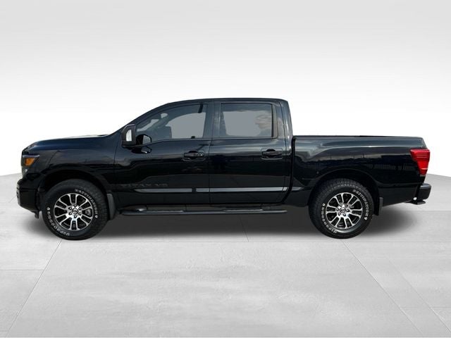 2020 Nissan Titan SV