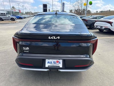 2026 Kia K4 LXS