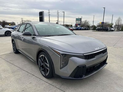 2025 Kia K4 GT-Line