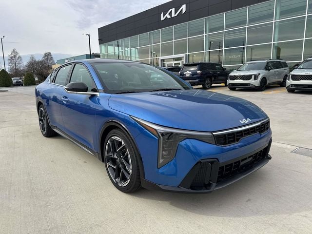 2025 Kia K4 GT-Line