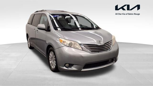 2011 Toyota Sienna Base