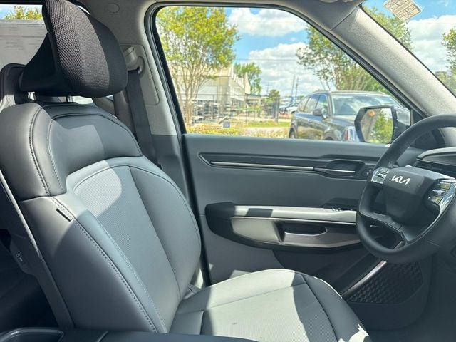 2026 Kia EV9 Light Long Range