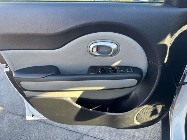2016 Kia Soul Plus