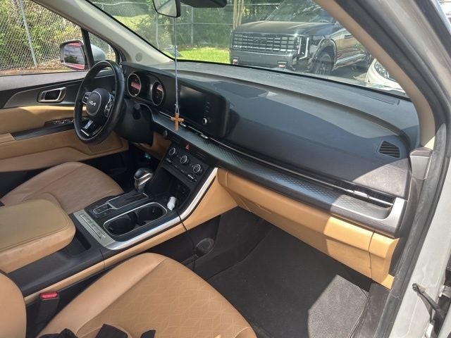 2022 Kia Carnival LXS