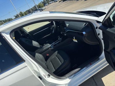 2025 Nissan Altima 2.5 SR