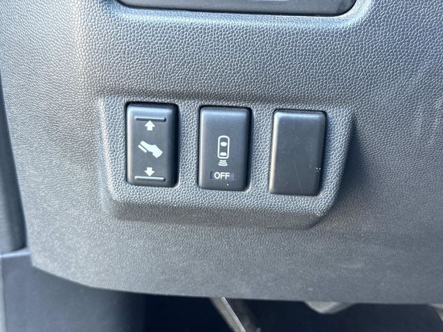 2010 Nissan Titan LE