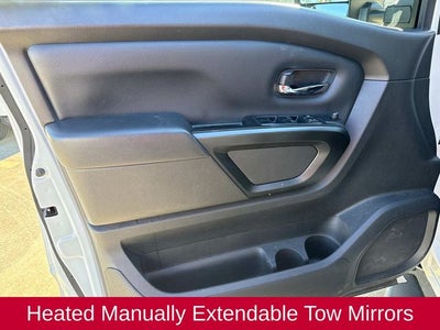 2024 Nissan Titan SV