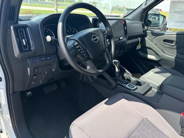 2026 Nissan Frontier Crew Cab SV