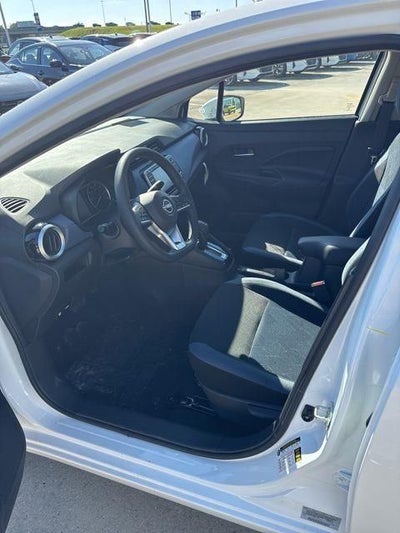 2025 Nissan Versa SV