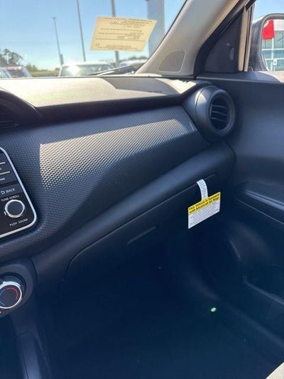 2025 Nissan Kicks Play S