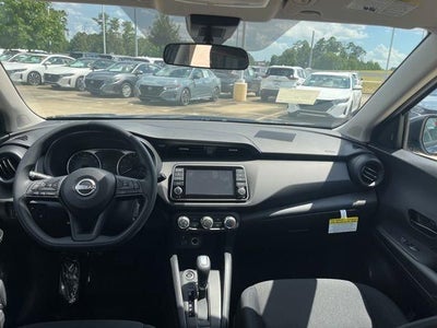 2025 Nissan Kicks Play S