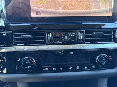 2026 Nissan Pathfinder SV