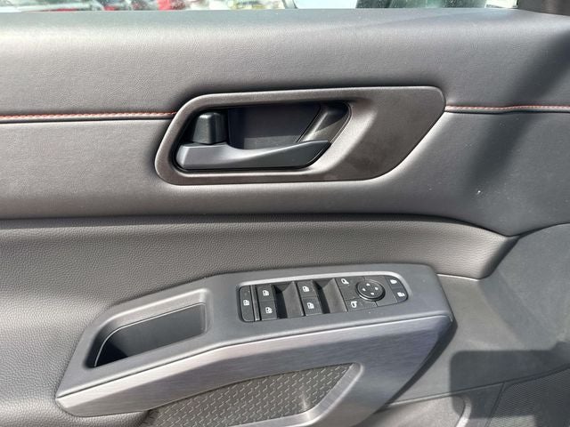 2026 Nissan Pathfinder Rock Creek®