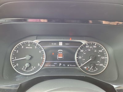 2025 Nissan Pathfinder SL