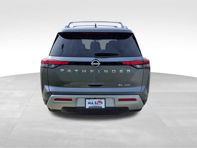 2025 Nissan Pathfinder SL