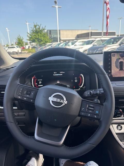 2025 Nissan Rogue SL