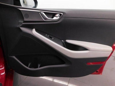 2022 Hyundai Ioniq Hybrid SEL