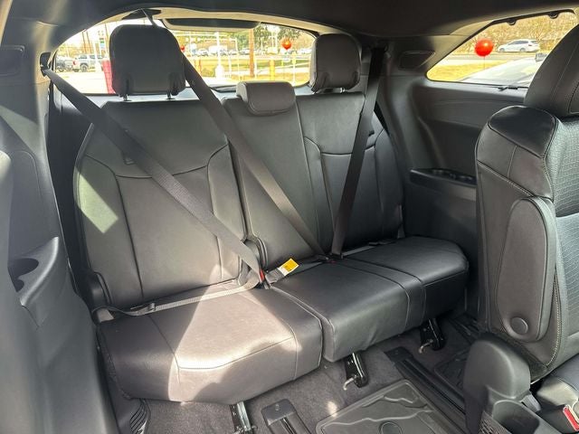 2026 Toyota Sienna XLE Woodland Edition