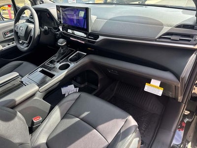 2026 Toyota Sienna XLE Woodland Edition