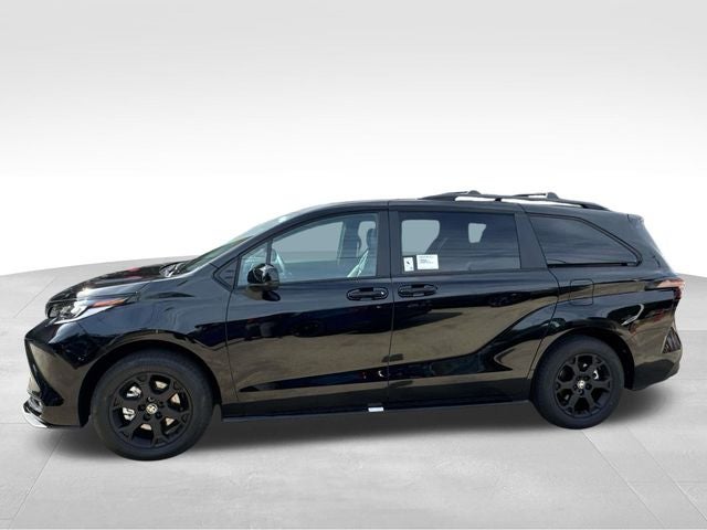 2026 Toyota Sienna XLE Woodland Edition