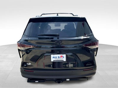 2026 Toyota Sienna XLE Woodland Edition