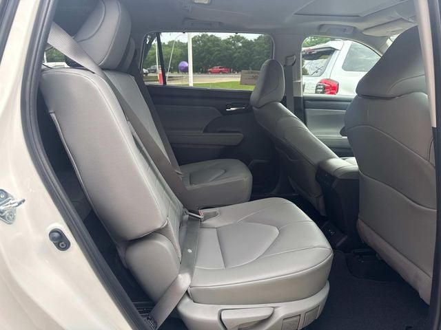 2026 Toyota Highlander Hybrid Hybrid XLE