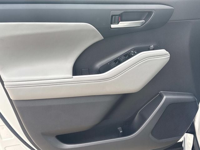 2026 Toyota Highlander Hybrid Hybrid XLE