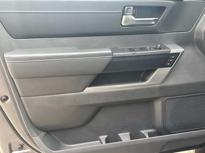 2025 Toyota Tundra i-FORCE MAX Platinum i-FORCE MAX