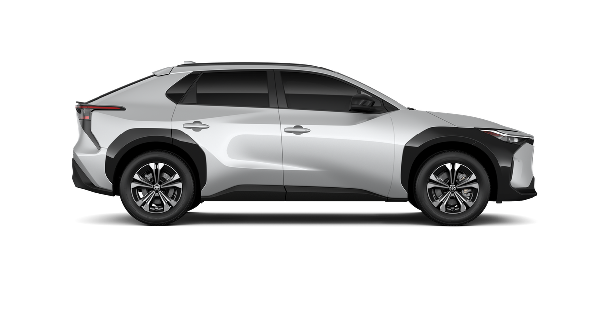2025 Toyota bZ4X XLE
