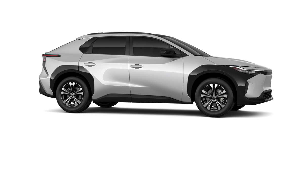 2025 Toyota bZ4X XLE
