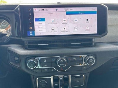 2025 Jeep Wrangler 4-Door Willys 4x4