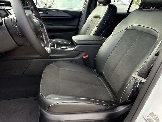 2025 Jeep Grand Cherokee GRAND CHEROKEE ALTITUDE X 4X2