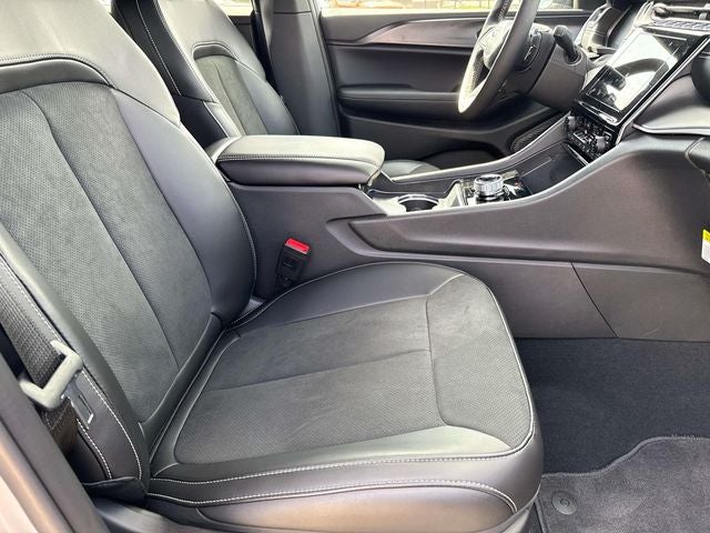 2025 Jeep Grand Cherokee GRAND CHEROKEE ALTITUDE X 4X2