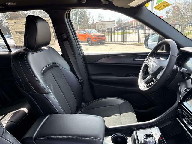 2025 Jeep Grand Cherokee GRAND CHEROKEE ALTITUDE X 4X2