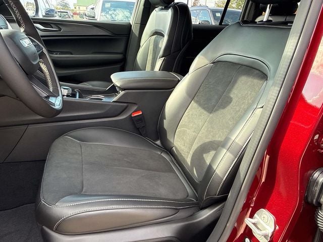 2025 Jeep Grand Cherokee GRAND CHEROKEE ALTITUDE X 4X2