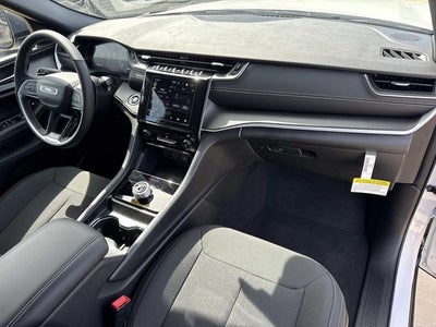 2026 Jeep Grand Cherokee GRAND CHEROKEE LAREDO X 4X2