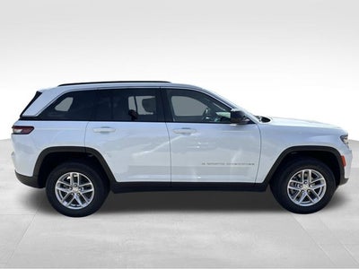 2026 Jeep Grand Cherokee GRAND CHEROKEE LAREDO X 4X2