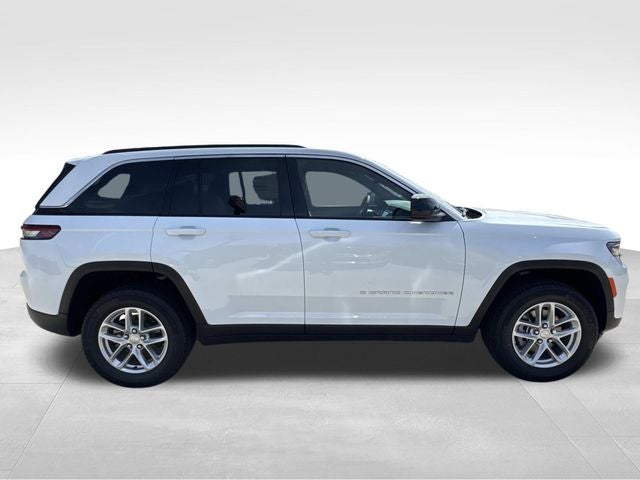 2026 Jeep Grand Cherokee GRAND CHEROKEE LAREDO X 4X2