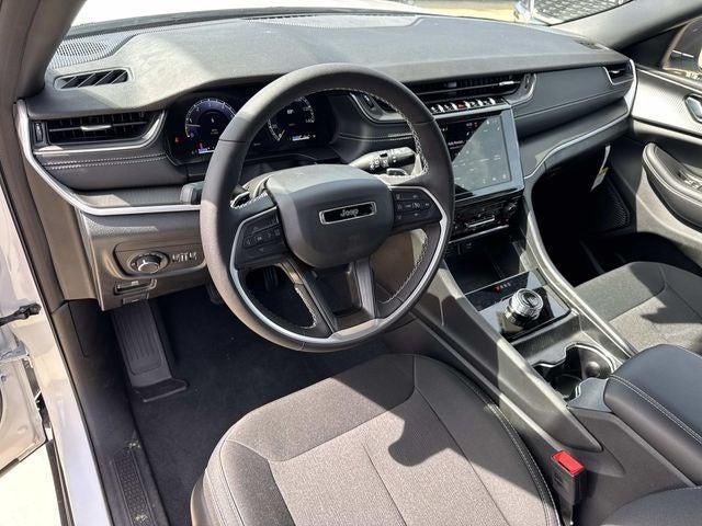 2026 Jeep Grand Cherokee GRAND CHEROKEE LAREDO X 4X2