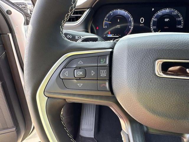 2026 Jeep Grand Cherokee GRAND CHEROKEE LAREDO X 4X2