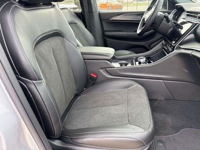 2025 Jeep Grand Cherokee GRAND CHEROKEE ALTITUDE X 4X2